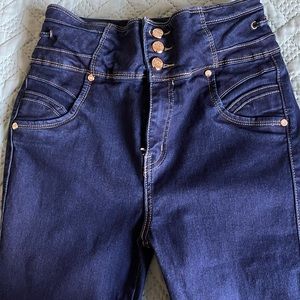 Mitzi Michel Skinny butt lift jeans